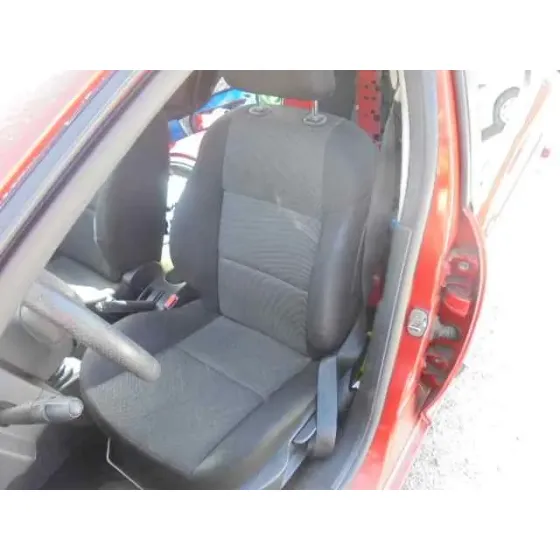 PEUGEOT 207 '2009 SPORT ROJO