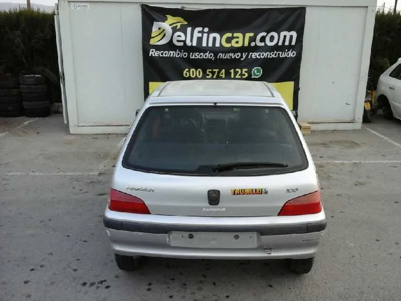 PEUGEOT 106 (S2) '2002 MAX D GRIS PLATA