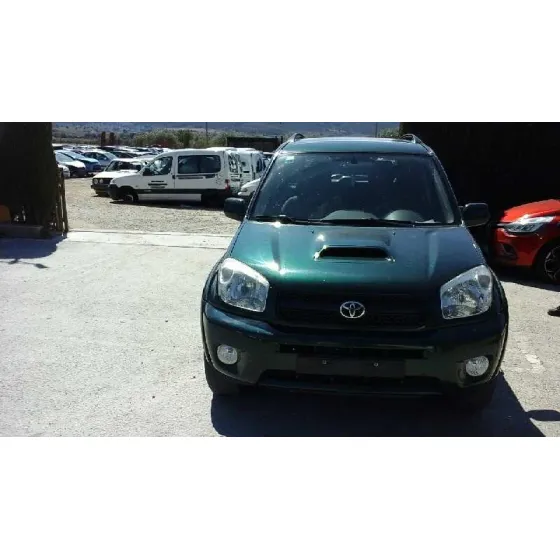 TOYOTA RAV 4 (A2) '2004 2.0 D-4D EXECUTIVE 4X4 (2003->) VERDE