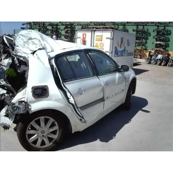 RENAULT MEGANE II BERLINA 5P '2005 CONFORT EXPRESSION BLANCO