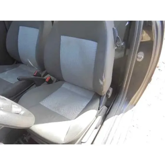 SEAT IBIZA (6L1) '2005 REFERENCE NEGRO