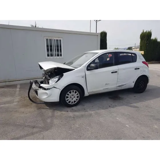 HYUNDAI I20 '2012 CLASSIC BLANCO