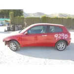 ALFA ROMEO 147 (190) ALFA ROMEO 147 (190) '2000 1.6 T.SPARK DISTINCTIVE ROJO 2000