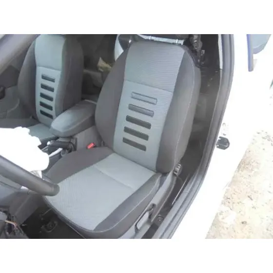 FORD FOCUS LIM. (CB4) '2010 TITANIUM BLANCO