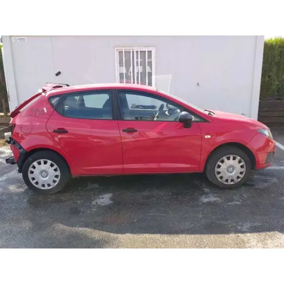 SEAT IBIZA (6J5) '2010 REFERENCE ROJO