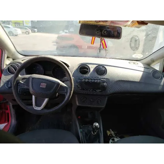 SEAT IBIZA (6J5) '2010 REFERENCE ROJO