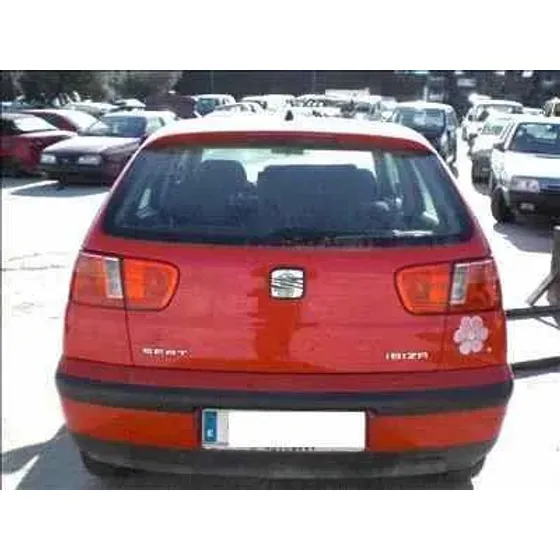 SEAT IBIZA (6K1) '1999 1.4 ROJO
