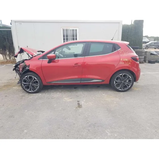 RENAULT CLIO IV '2019 BUSINESS ROJO