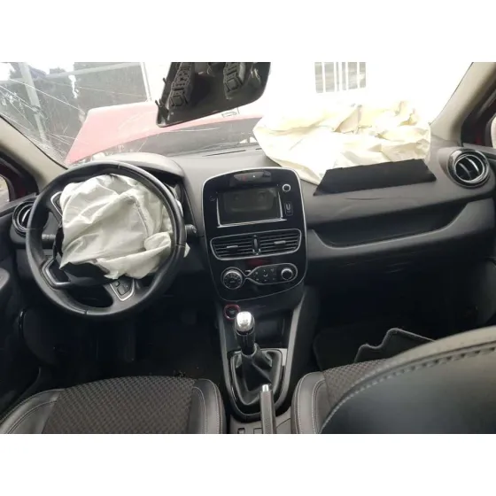 RENAULT CLIO IV '2019 BUSINESS ROJO