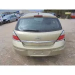 OPEL ASTRA H BERLINA '2004 COSMO DORADO