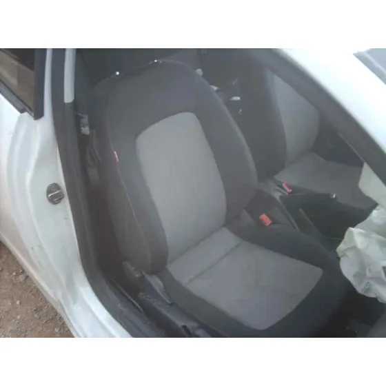 SEAT IBIZA SC (6J1) '2013 REFERENCE BLANCO