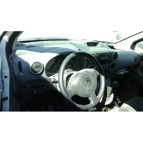 CITROEN BERLINGO CUADRO '2018 L1 BLANCO