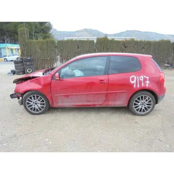 VOLKSWAGEN GOLF V BERLINA (1K1) '2008 GT SPORT ROJO