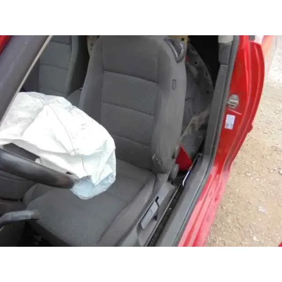VOLKSWAGEN GOLF V BERLINA (1K1) '2008 GT SPORT ROJO