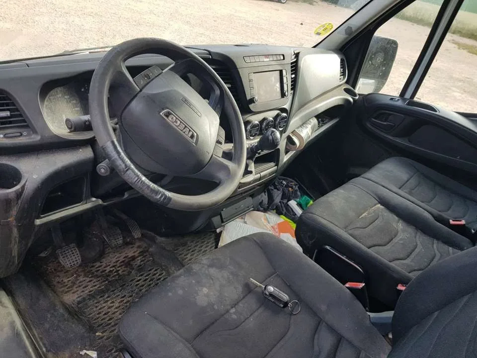 IVECO DAILY KA '2015 CAJA CERRADA GRAN ESPACIO 35S... BATALLA 3300 BLANCO