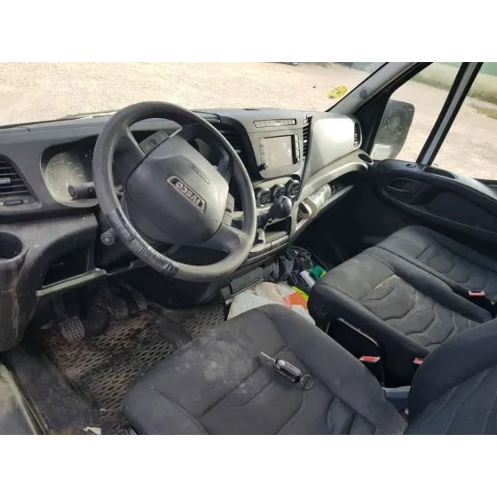 IVECO DAILY KA '2015 CAJA CERRADA GRAN ESPACIO 35S... BATALLA 3300 BLANCO