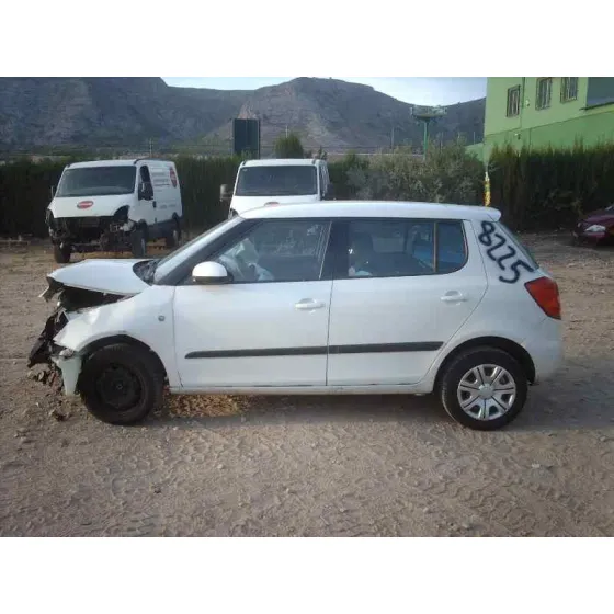 SKODA FABIA (5J2 ) '2010 URBAN BLANCO