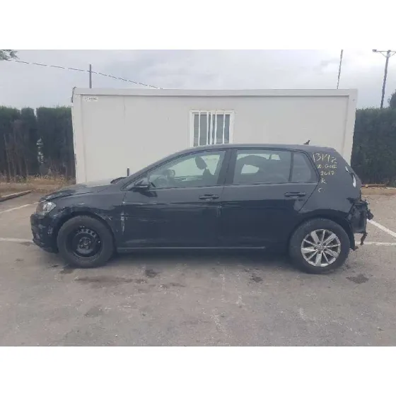 VOLKSWAGEN GOLF VII SPORTSVAN '2017 EDITION NEGRO