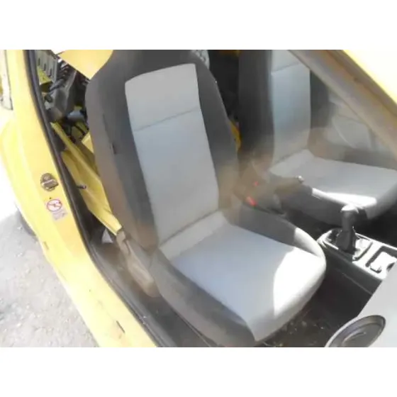 SEAT MII (KF1) '2012 REFERENCE AMARILLO