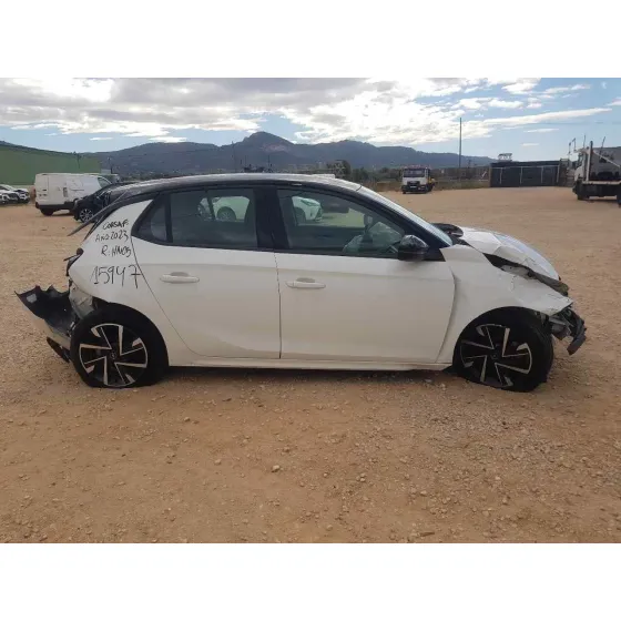 OPEL CORSA F '2023 GS BLANCO-NEGRO