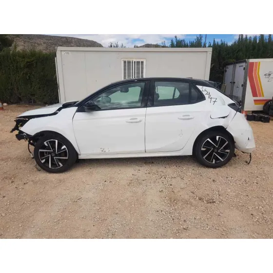 OPEL CORSA F '2023 GS BLANCO-NEGRO