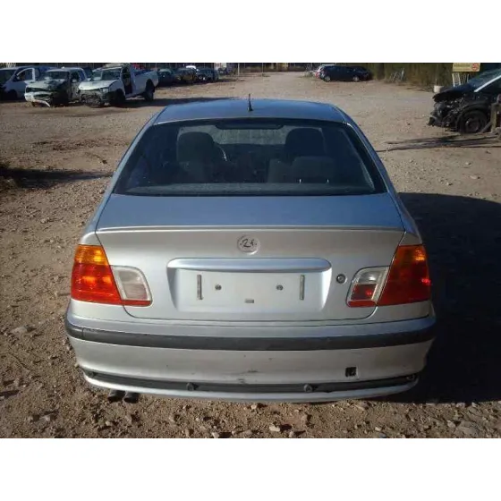 BMW SERIE 3 BERLINA (E46) '2004 320I GRIS