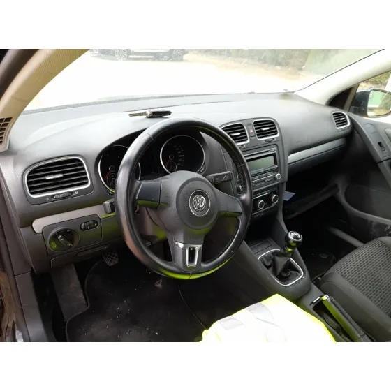 Volkswagen GOLF VI (5K1) 2009