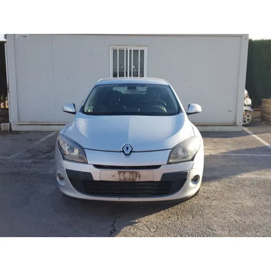 RENAULT MEGANE III BERLINA 5 P '2011 DYNAMIQUE GRIS