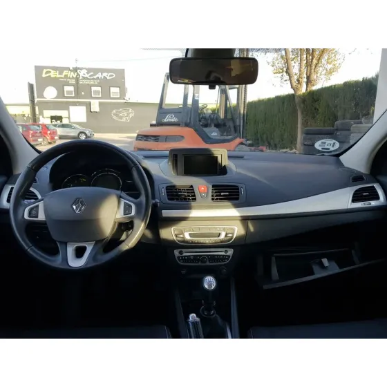 RENAULT MEGANE III BERLINA 5 P '2011 DYNAMIQUE GRIS