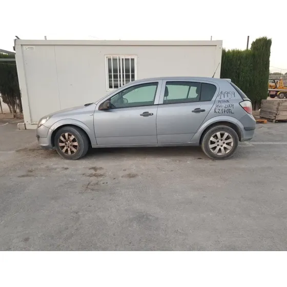 OPEL ASTRA H BERLINA '2004 ELEGANCE GRIS