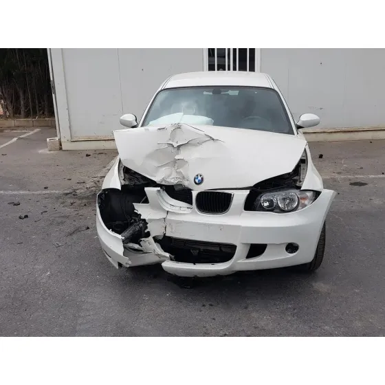 BMW SERIE 1 BERLINA (E81/E87) '2008 118D BLANCO