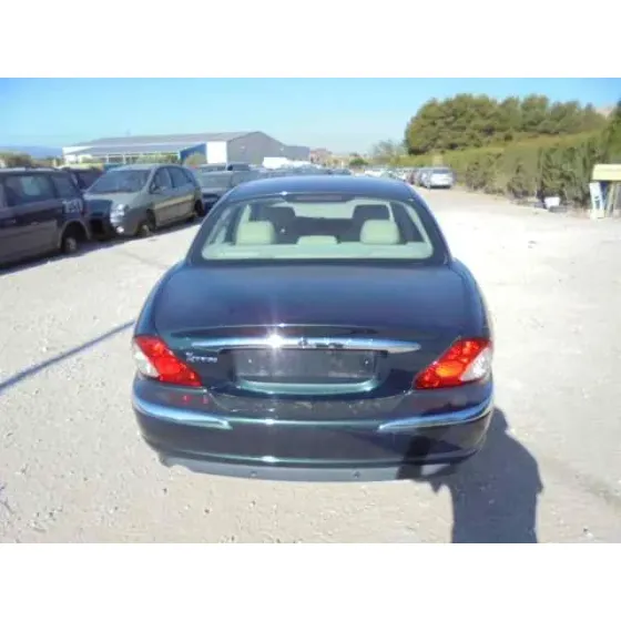 JAGUAR X-TYPE '2002 2.0 V6 EXECUTIVE VERDE