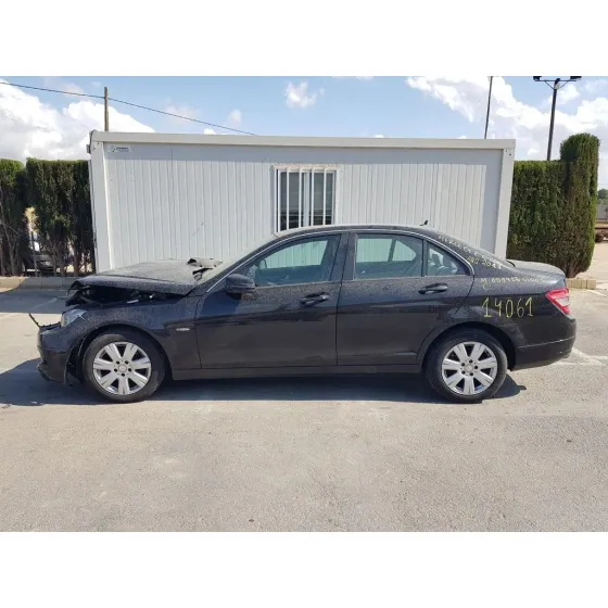 MERCEDES CLASE C (W204) BERLINA '2011 C 200 CDI BLUEEFFICIENCY (204.001) NEGRO