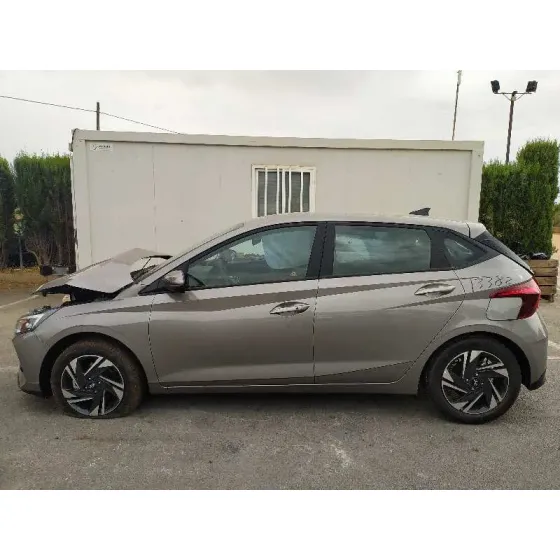 HYUNDAI I20 '2021 KLASS GRIS
