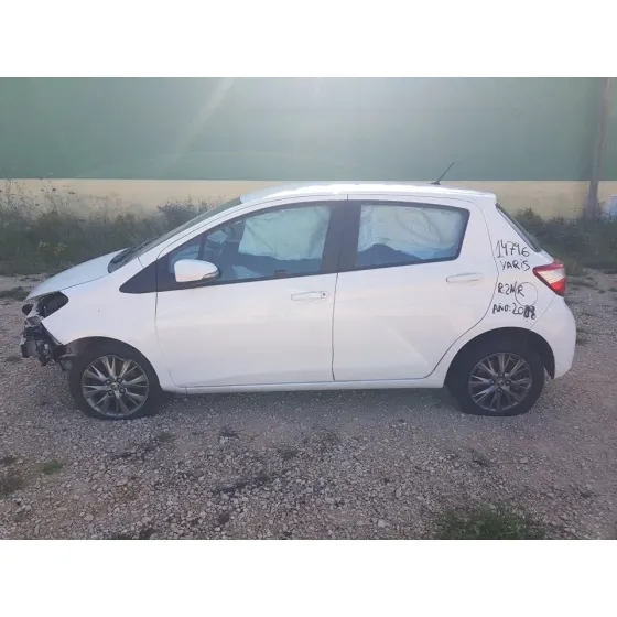 TOYOTA YARIS '2018 ACTIVE BLANCO