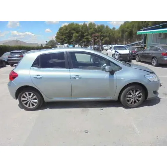 TOYOTA AURIS '2010 ACTIVE GRIS