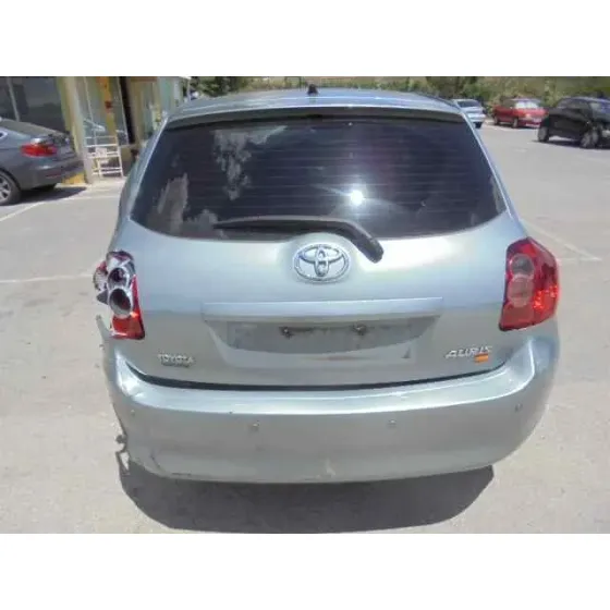 TOYOTA AURIS '2010 ACTIVE GRIS