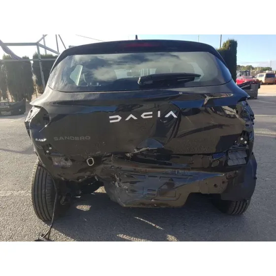 DACIA SANDERO '2023 1.0 TCE 90 NEGRO