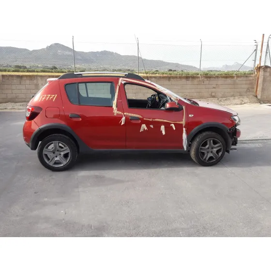 Dacia SANDERO II (B8_) 2012