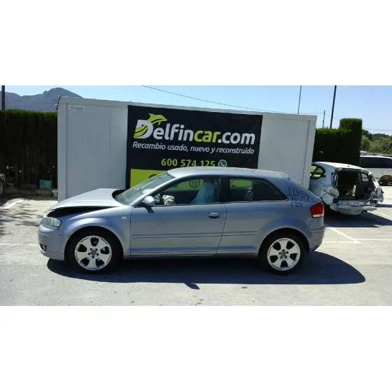 AUDI A3 (8P) '2006 1.9 TDI AMBITION GRIS PLATA