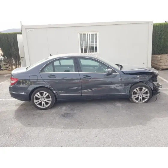MERCEDES CLASE C (W204) BERLINA '2010 C 220 CDI BLUEEFFICIENCY (204.002) GRIS OSCURO