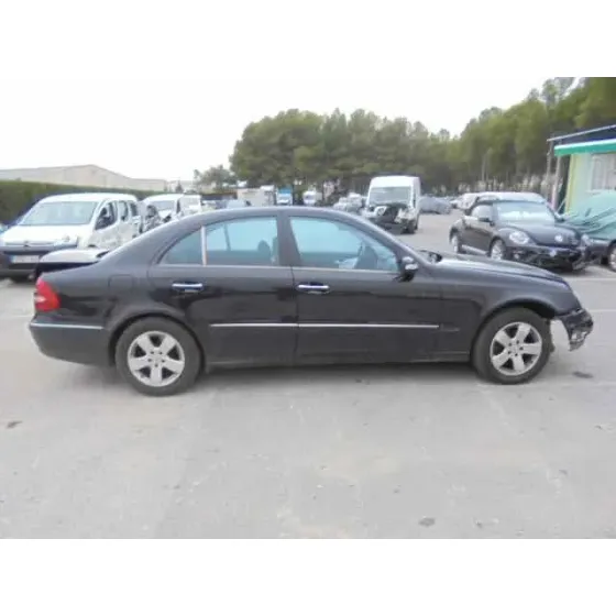 MERCEDES CLASE E (W211) BERLINA '2003 E 270 CDI (211.016) NEGRO