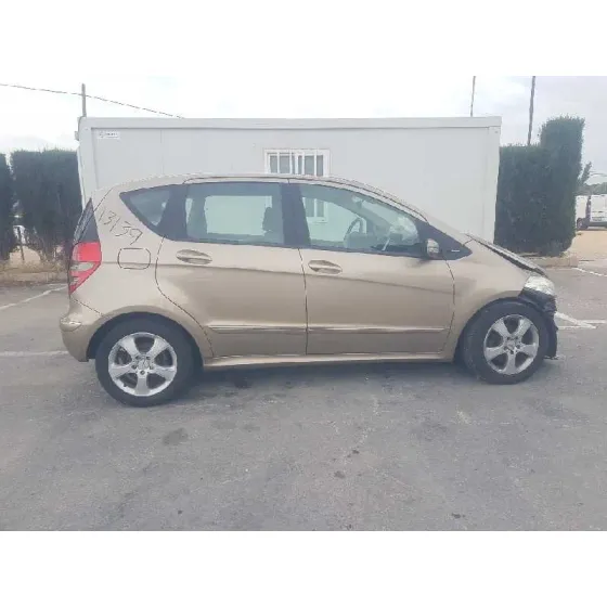 MERCEDES CLASE A (W169) '2005 A 170 (169.032) DORADO