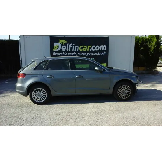 AUDI A3 SPORTBACK (8VA) '2014 ATTRACTION GRIS