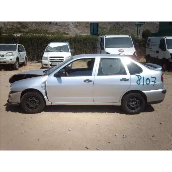 SEAT CORDOBA BERLINA (6K2) '2002 STELLA GRIS