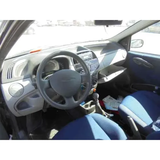 FIAT PUNTO BERLINA (188) '2001 1.2 8V ELX (I) NEGRO