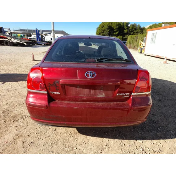 Toyota AVENSIS (_T25_) 2005