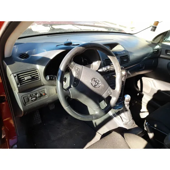Toyota AVENSIS (_T25_) 2005