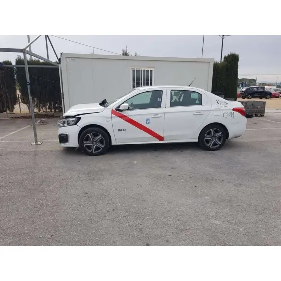 CITROEN C-ELYSEE '2018 EXCLUSIVE BLANCO