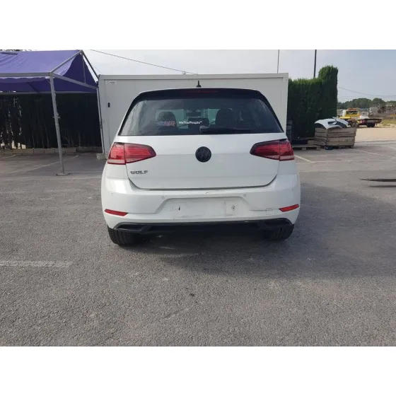 VOLKSWAGEN GOLF VII LIM. (BQ1) '2018 COMFORTLINE BLANCO